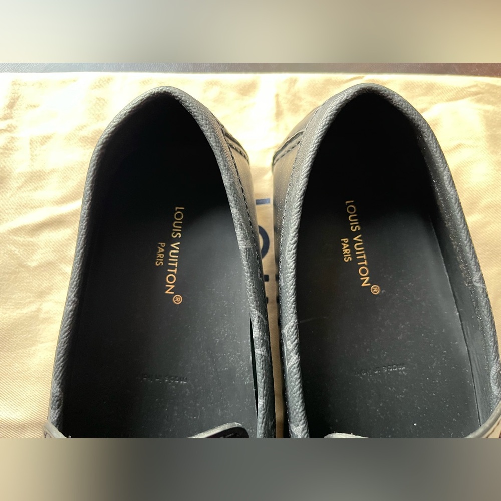 AUTHENTIC Louis Vuitton Monte Carlo Loafers size 9 with dust bags - Picture 3 of 6